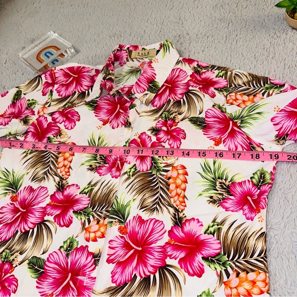 Floral Hawaiian button up shirt - Picture 8 of 9